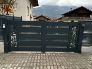 Portail battant Modèle Titane a Bonneville