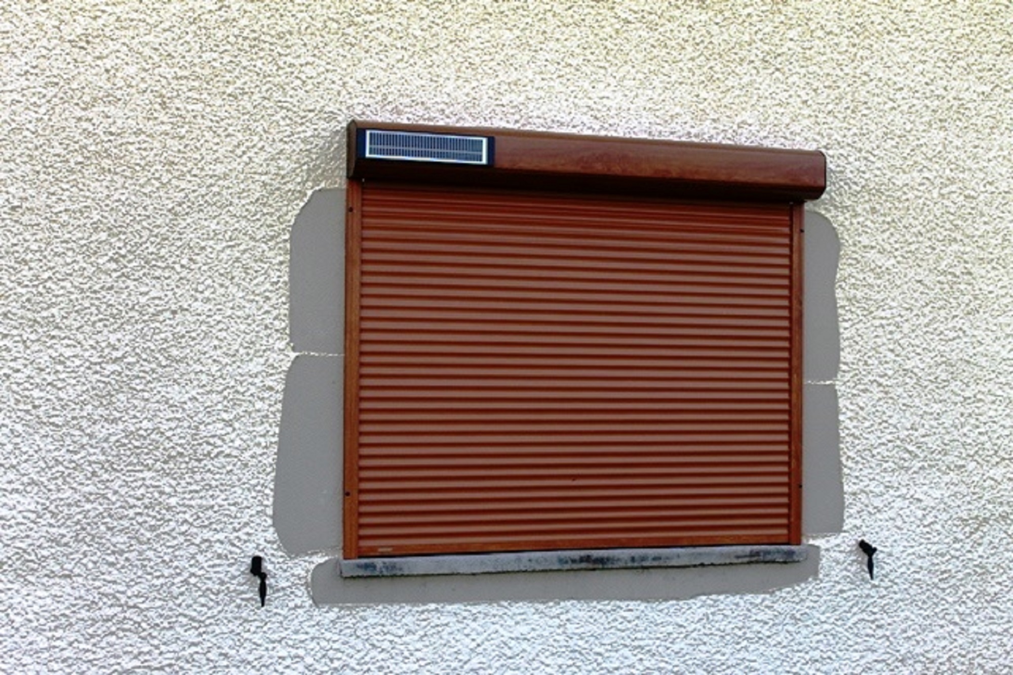 volet roulant solaire ton bois pose applique