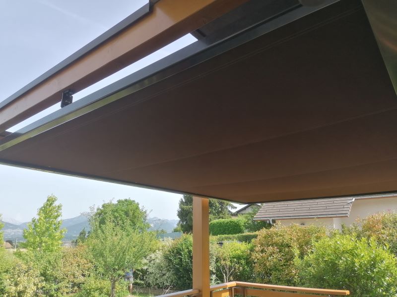 Protection solaire Horizontale à Metz Tessy 1