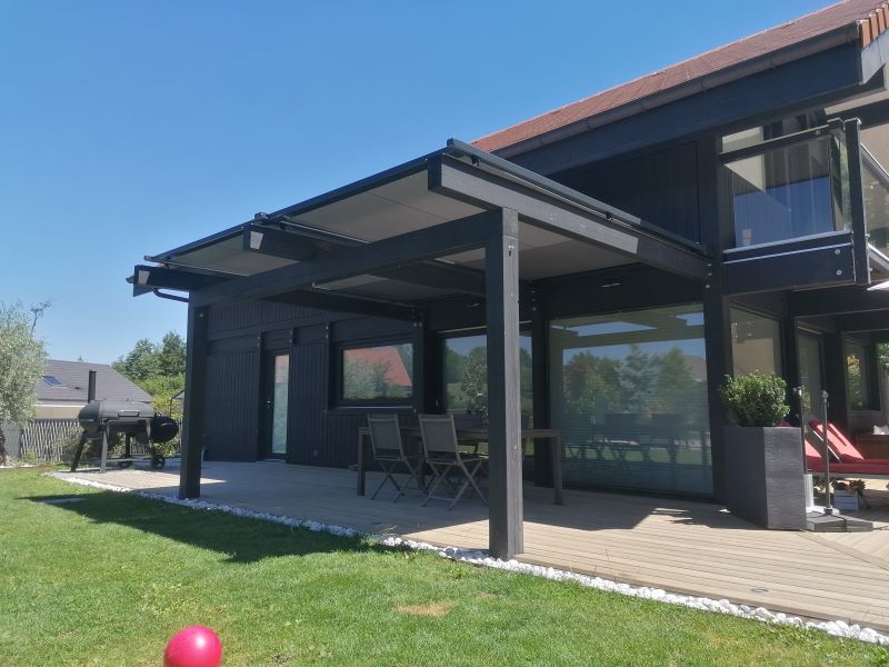 Protection solaire Horizontale sur Terrasse à Chavanod 2