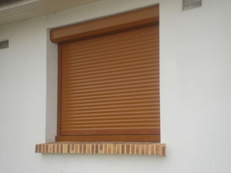 volet roulant marron radio